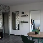 Modernes City-apartment Nahe Duesseldorf,messe,dus Apartamento