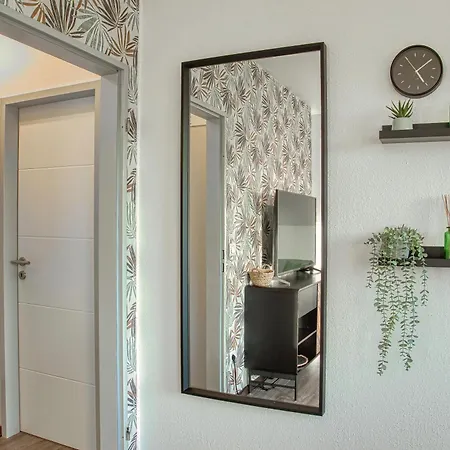 Apartment Modernes City-apartment Nahe Düsseldorf,messe,dus Kaarst